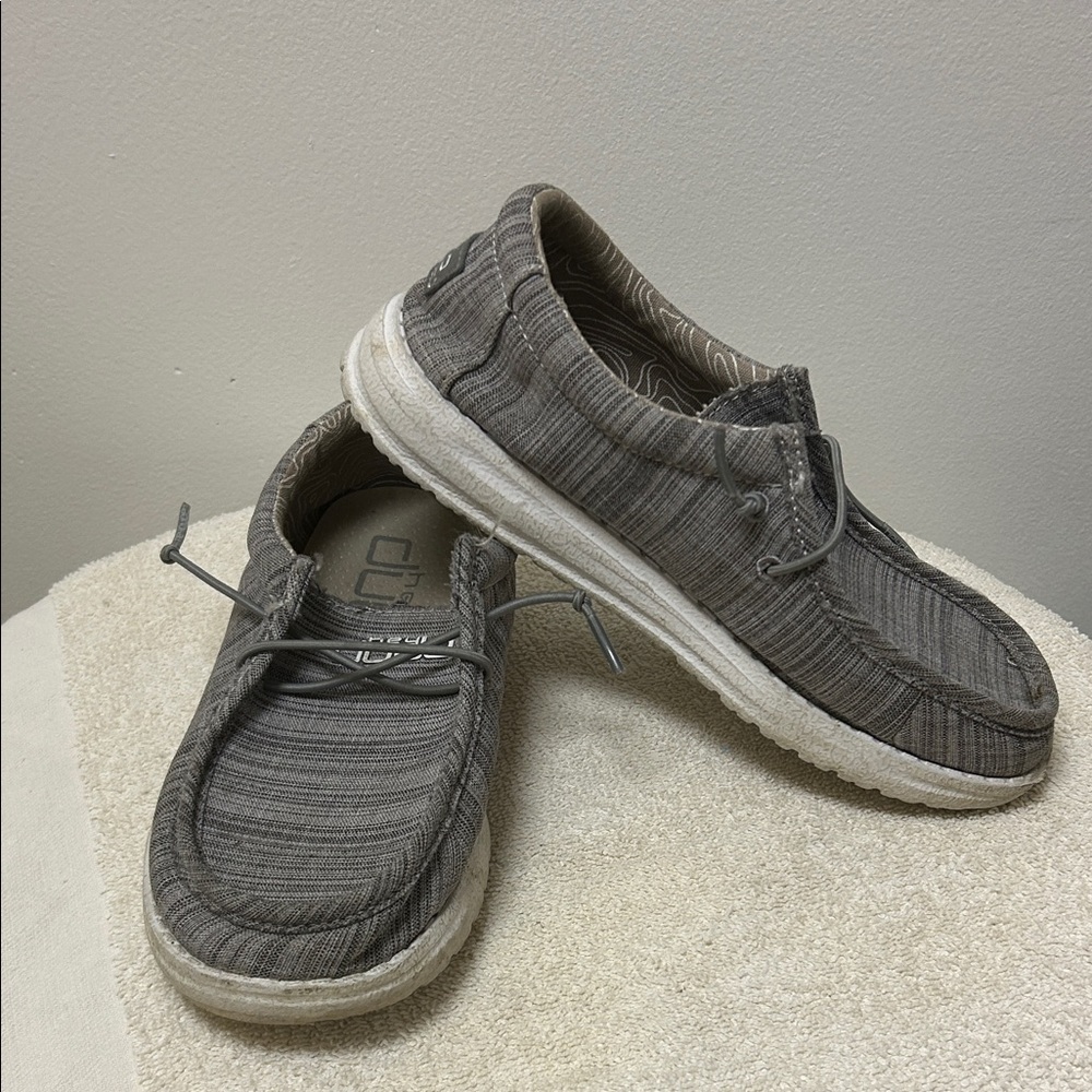 Hey Dude Wally Casual SlipOn Shoes size youth 1 grey